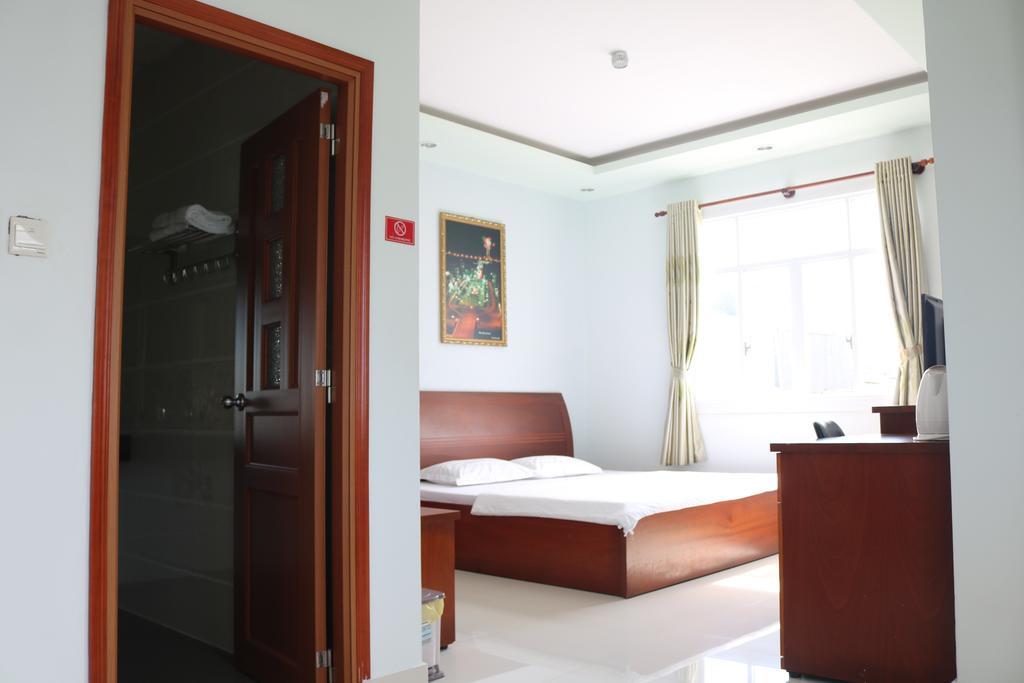 Palace Hotel Rạch Giá Luaran gambar